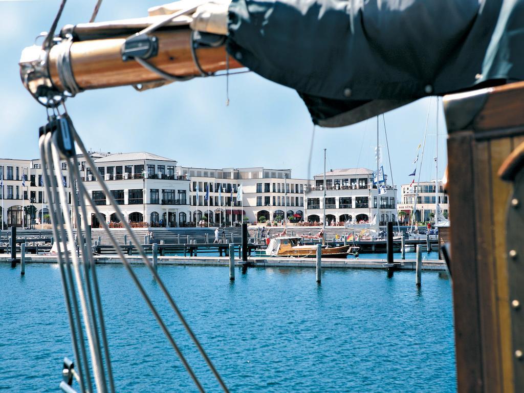 Hotel Yachthafenresidenz Hohe Duene Rostock Exteriér fotografie Marina del Rey